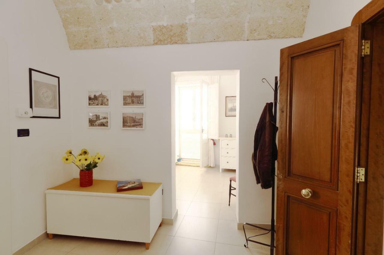 Slow Lecce - Old Town Apartment Sit Exteriör bild